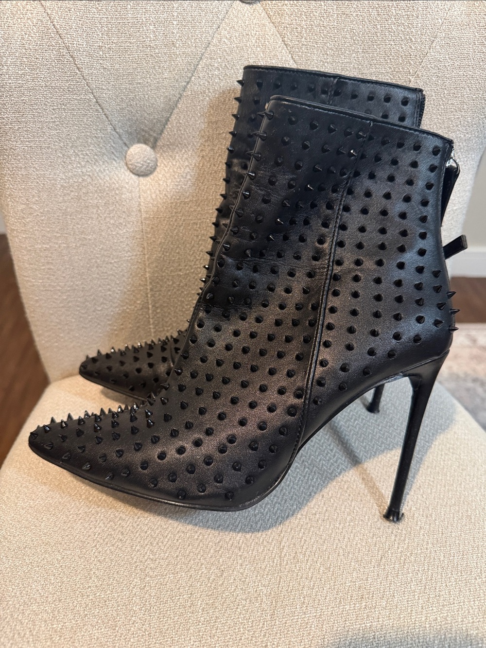 Steve Madden Black Studded Pointed-Toe Stiletto Ankle Boots